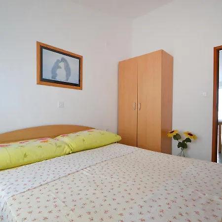 Antun.1 Apartament Povljana